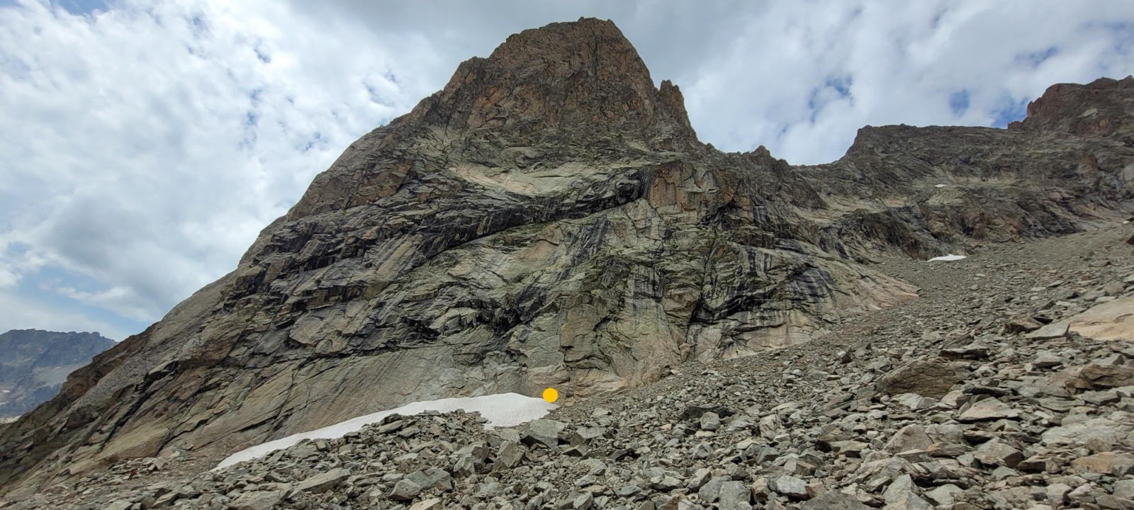 Topo Les Malheurs de Nelly — Aiguille Dibona (oostwand)